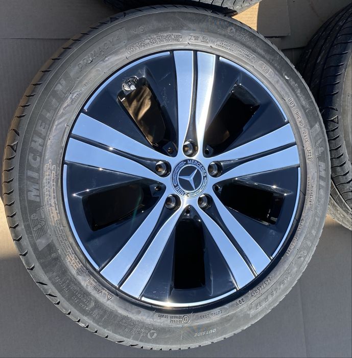 Roti vara Mercedes 17 C Klasse W206 in 2 dimensiuni DOT2023 Michelin