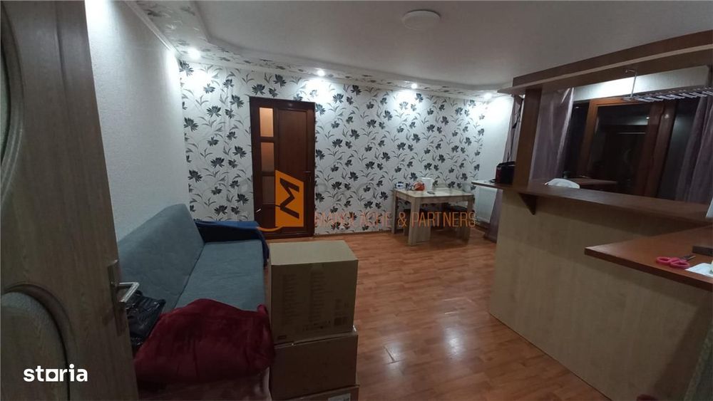 Apartament 2 camere cf 1 semidecomandat zona Micro 3