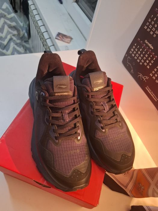 Кроссовки женские Li-Ning