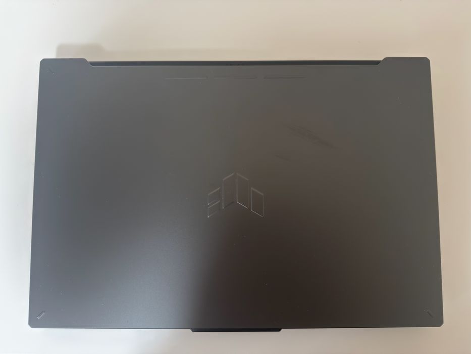 Gaming лаптоп ASUS TUF RTX 4050 в гаранция