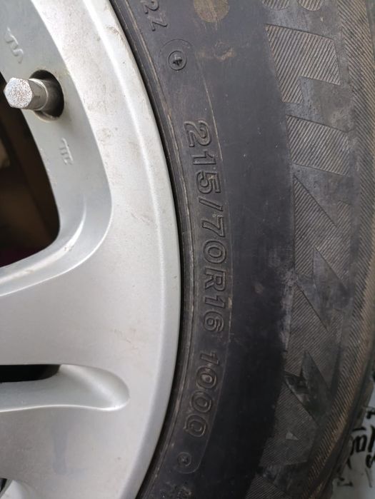 Продам колесо  срочно