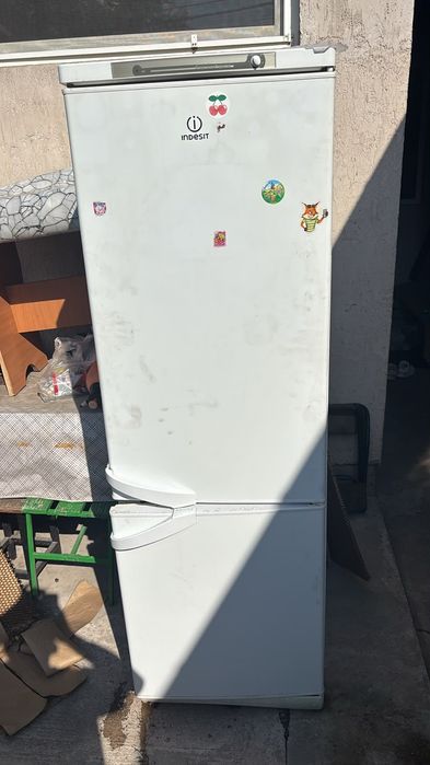 Продам бу холодильник