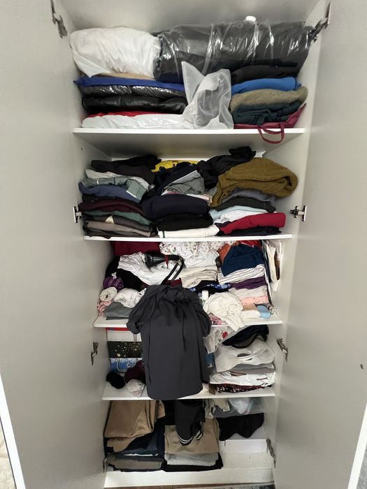 Продается шифоньер, комод, тумбочки