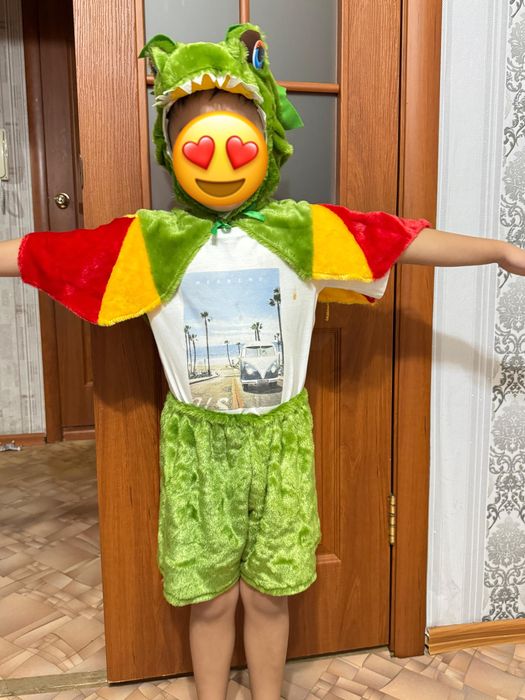 Костюм новогодний за 2000тг