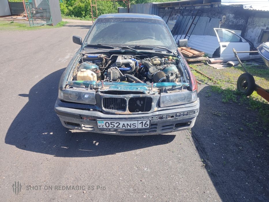 Продам бэху 3-ку