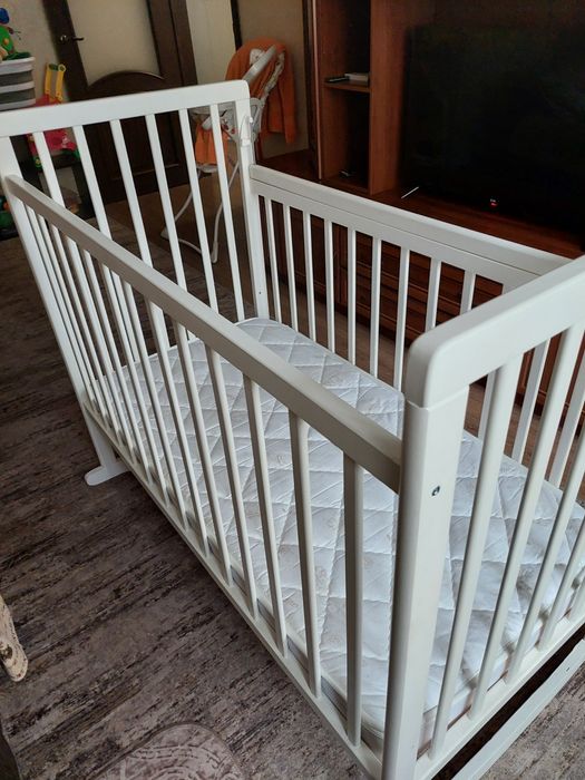 Продам детский манеж.