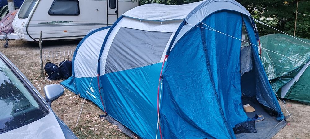 Vând cort camping 4 persoane