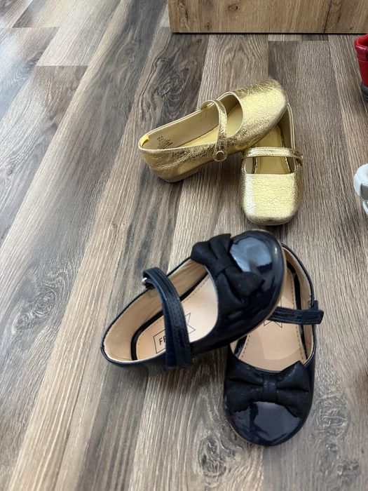 Pantofi si adidasi fetita nr 25