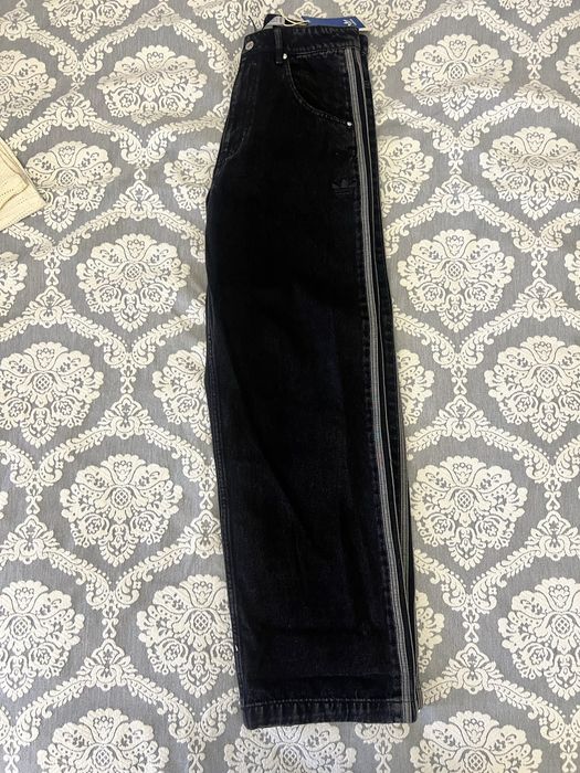 джинсы adidas, не ношенные