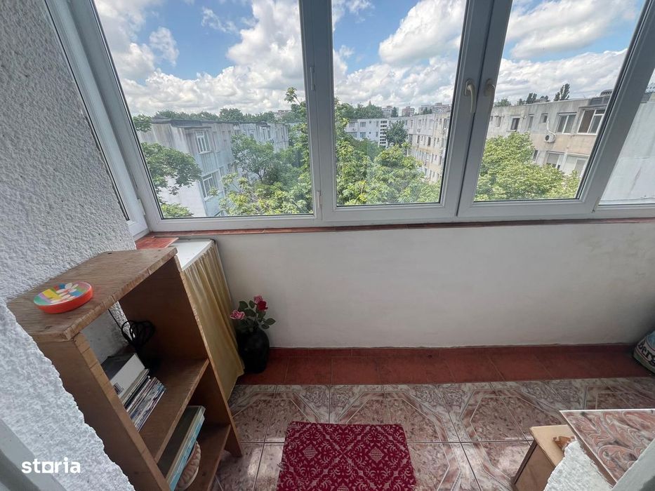 vand apartament cu 2 camere M19 pret 60.000 euro neg