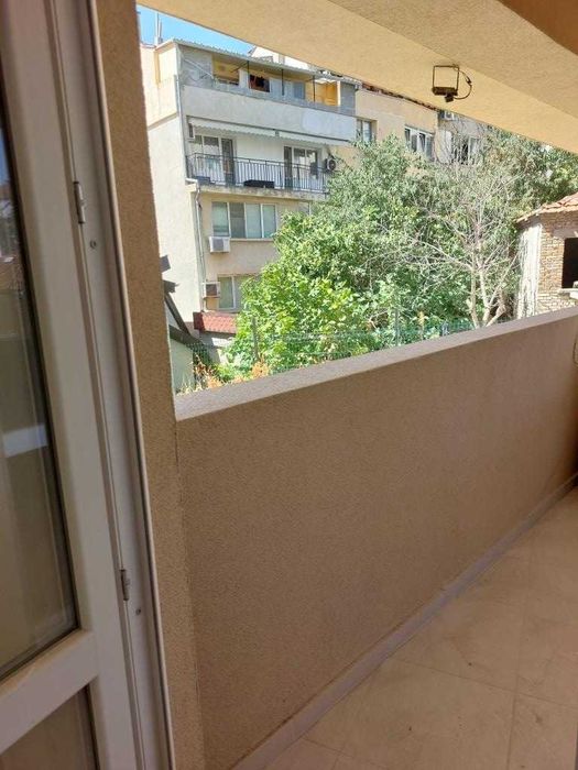 Продава се Тристаен апартамент в Варна, Център - 76 кв.м за 1944 €/кв.м - Снимка #6