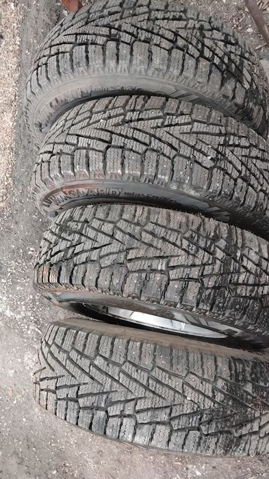 Продам колёса montero sport