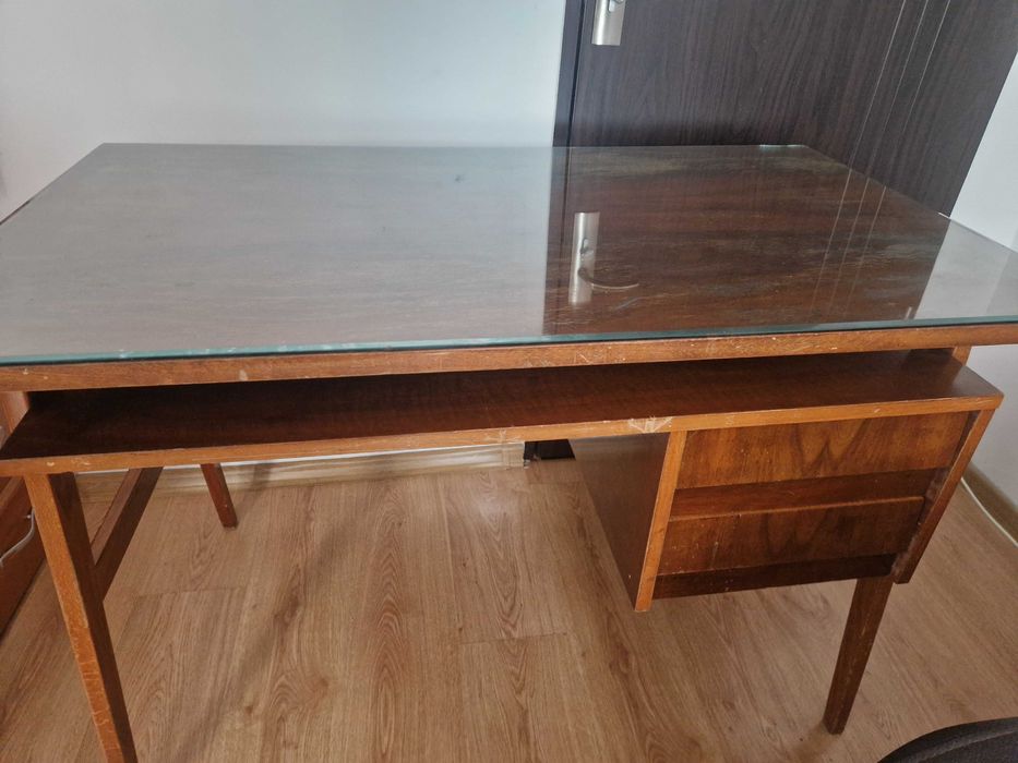 Birou vintage anii 1960