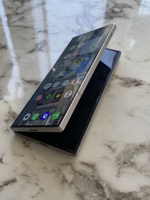Продам Samsung Galaxy Z Fold 6