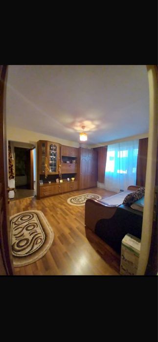 apartament 2 camare etaj intermediar