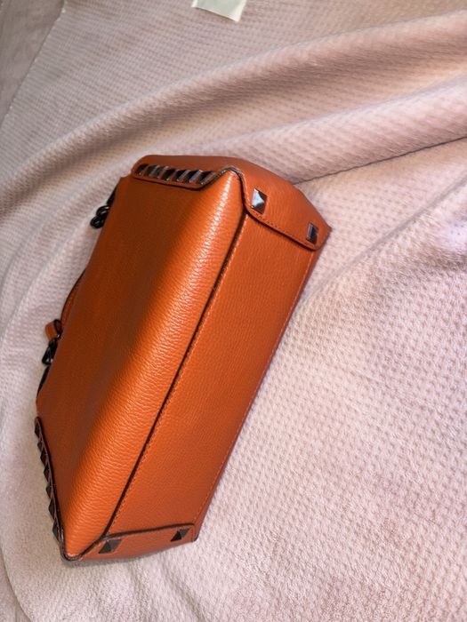 Продам сумку кожанную