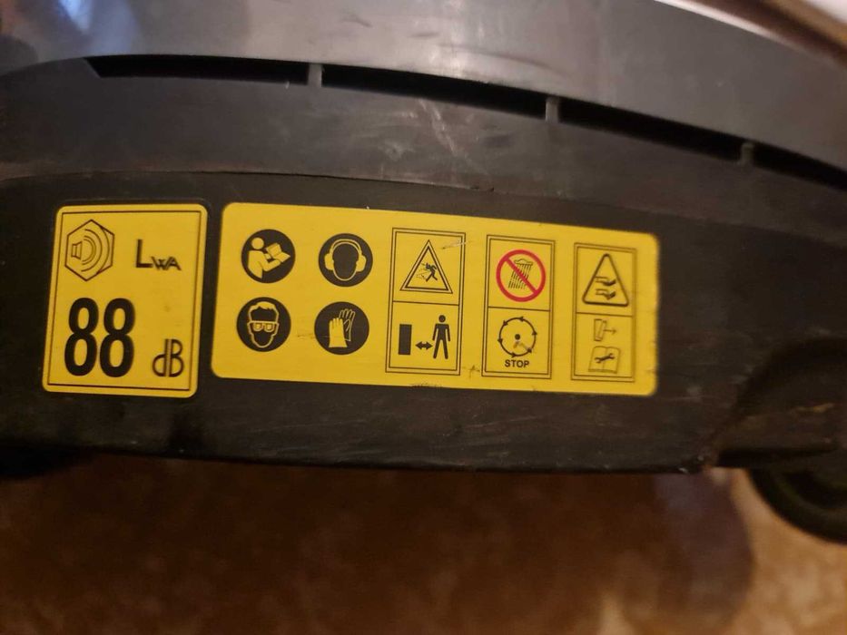 yardforced inflex12v4a masina tuns iarba brusless