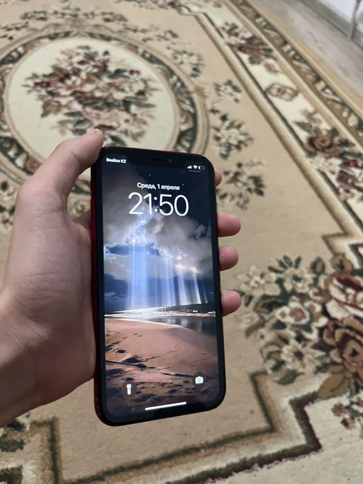 Айфон хр 64 гб продаю