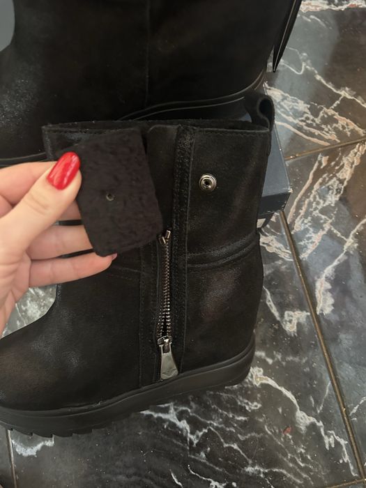 Оригинални боти на платформа Armani