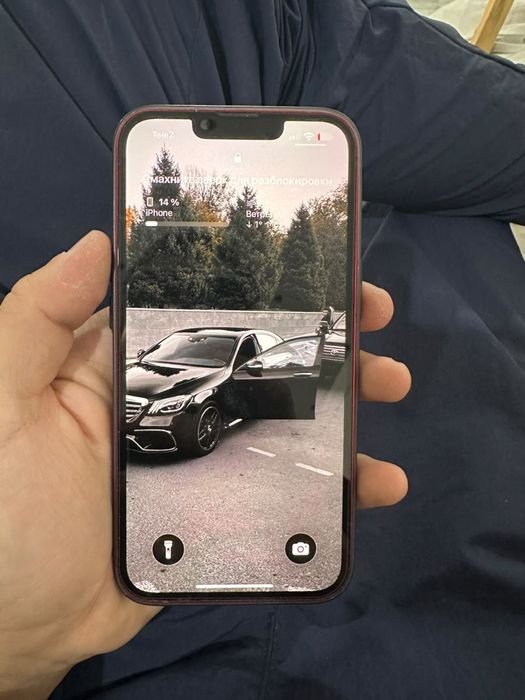Продам айфон 13