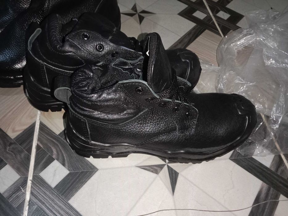 Зимние сапоги новый продам