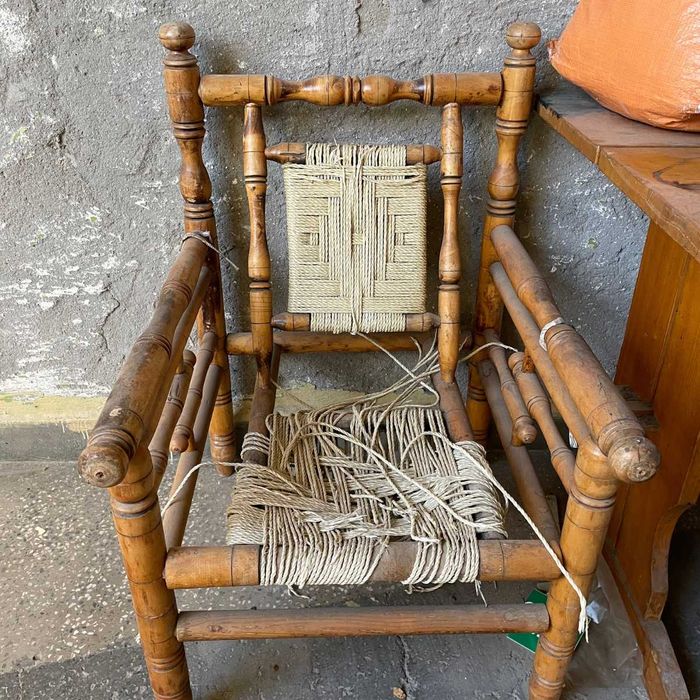 Мебели Соц – гардероби, секции, маси – запазени