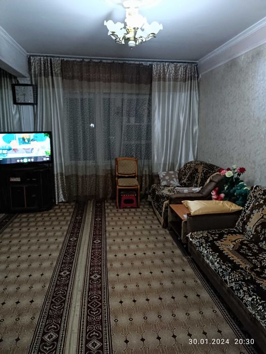 Продаётся 4х комнатная квартира в Яшнабадском районе. Массив Панельный