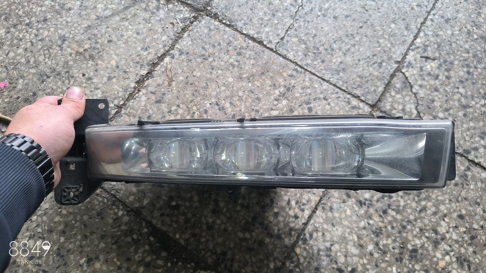 Оригинални лед халогени за Dodge charger sxt 2016та