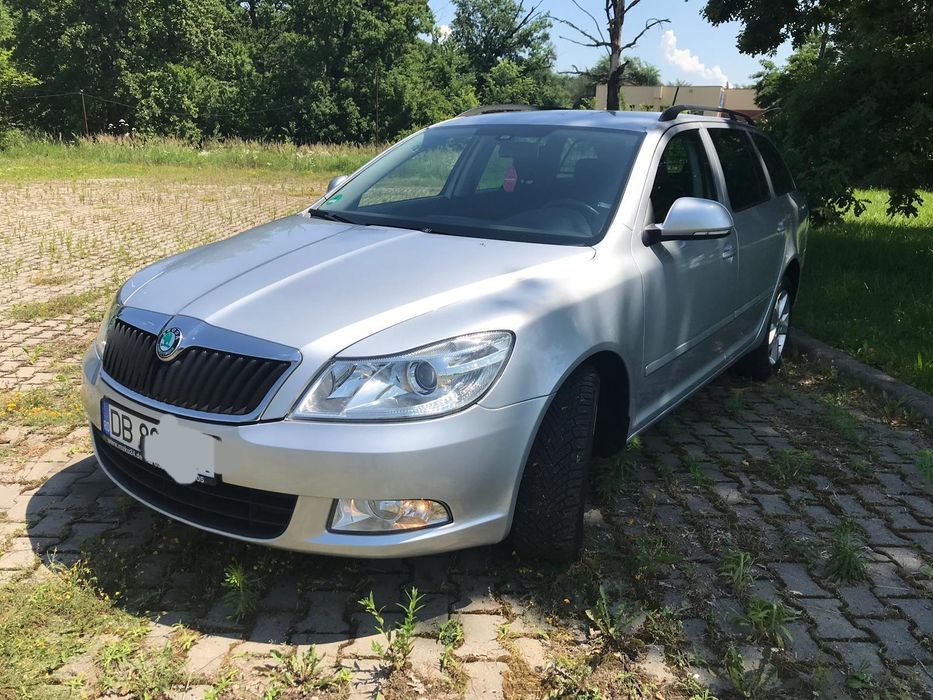 Vând skoda octavia II facelift