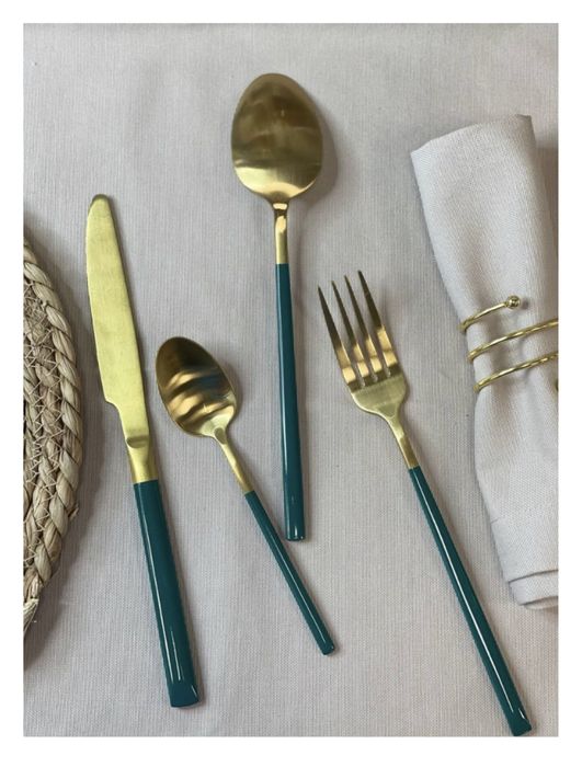 Набор столовых приборов