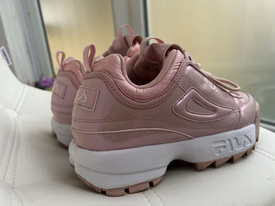 Маратонки розови Fila disruptor