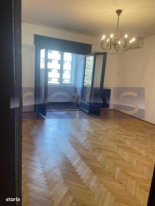De Vânzare Apartament De 3 Camere Zona Ultracentrală