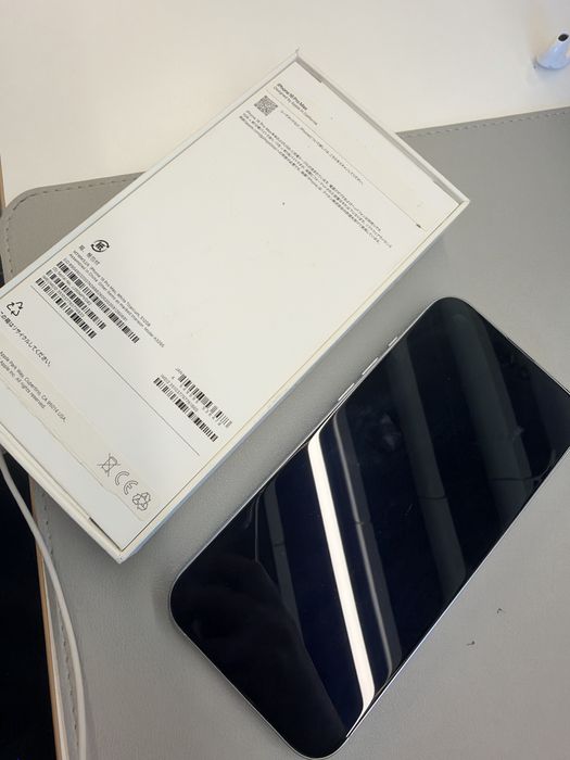 Продам iPhone 16 Pro Max 512 GB White Titanium