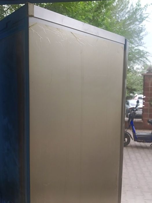 Холодильник Indesit
