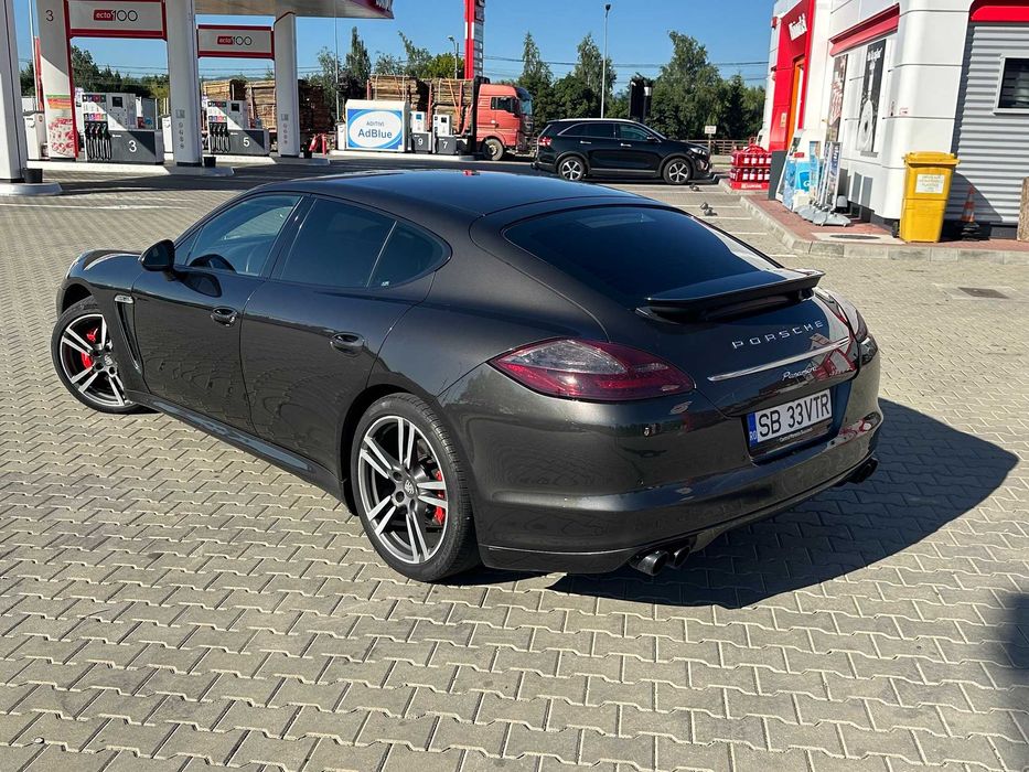 Porsche Panamera 3,0 tdi 2012 GTS moka-brown full accept variante !