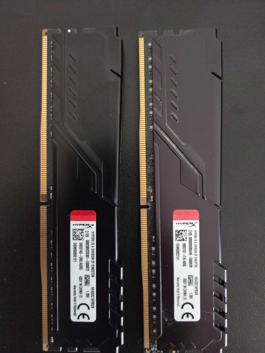 I5 11400F, 16 GB DDR4 Kingston 3200Mhz