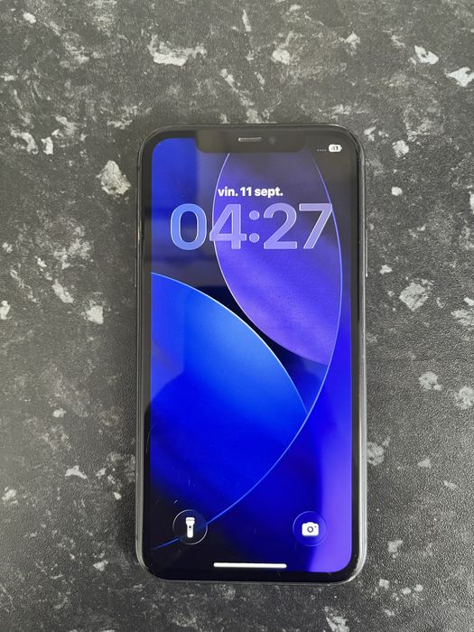 Iphone 11 ,128 gb