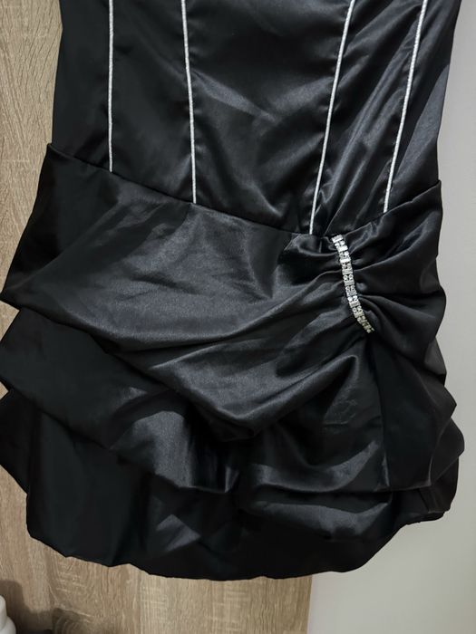 Дамска официална рокля