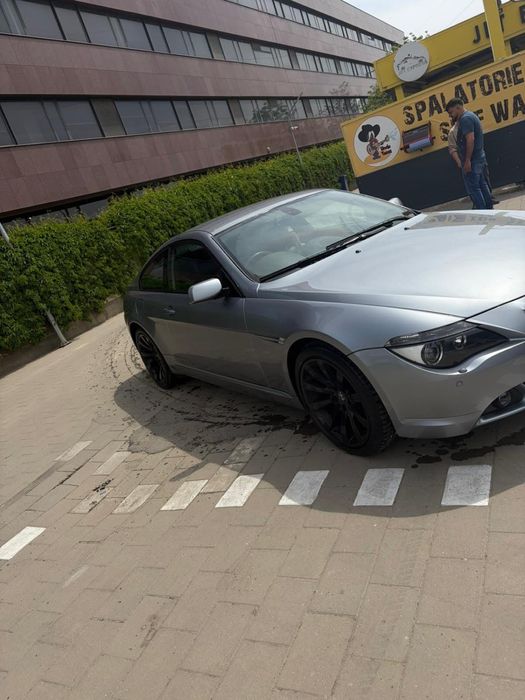 Bmw 630 i pe dreapta