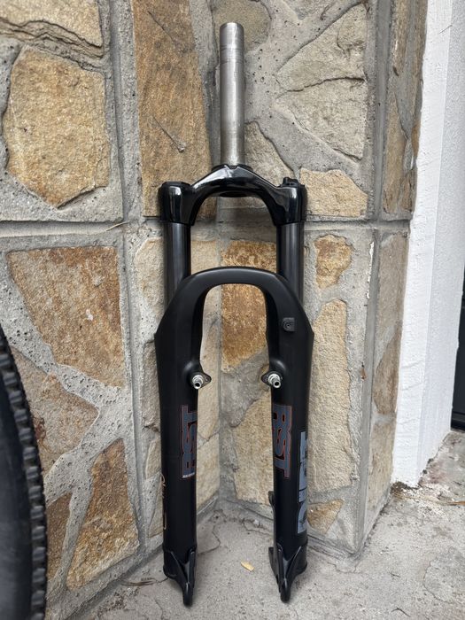 Вилка RST Dirt 100mm и капла NS