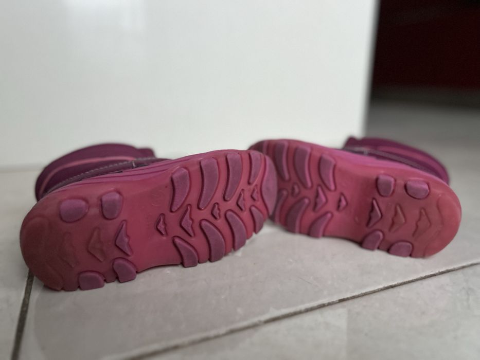 Светещи ботуши и затворени обувки DD Step за момиче, 28 номер