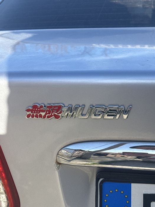 Mugen емблема за кола
