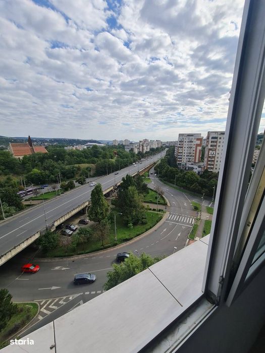 Apartament 3 camere, 2 bai,decomandat, 78 mp, etaj intemediar, parcare