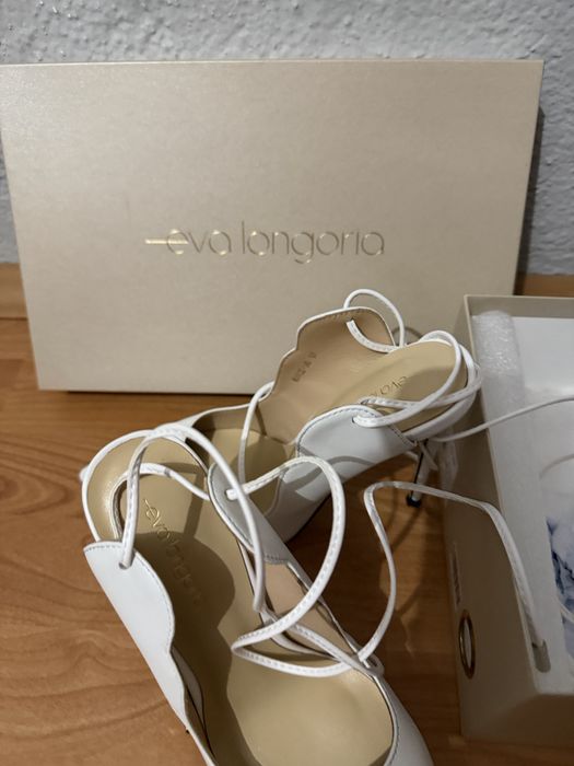 Високи токчета за сватба