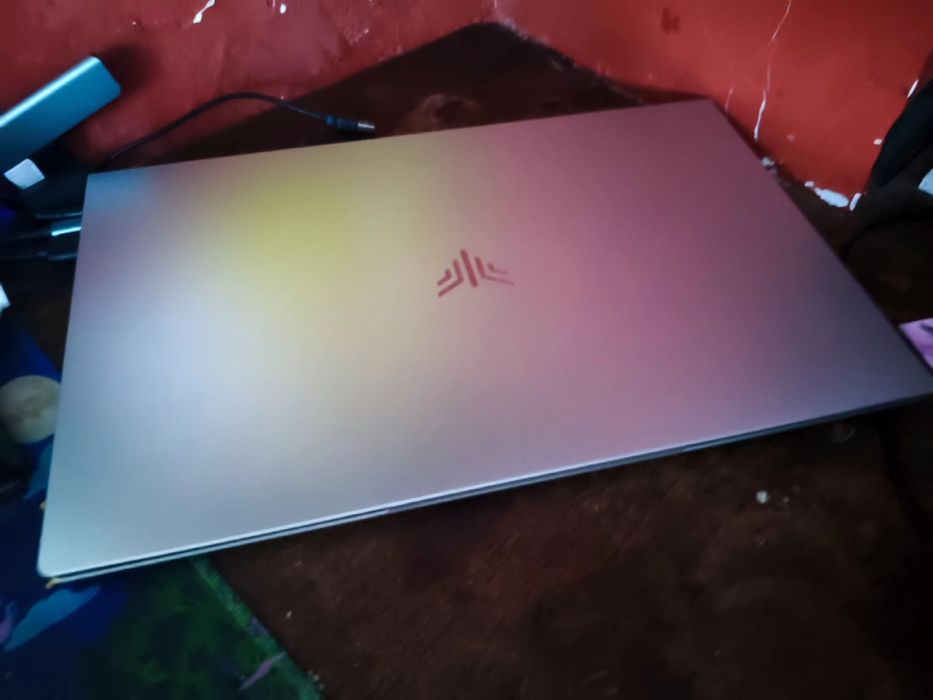 Лаптоп A17 intel n97 16gb ram