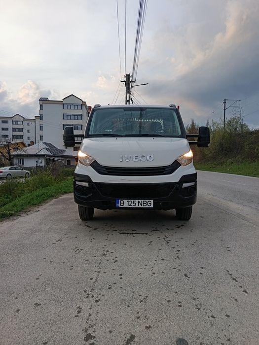 Vând Iveco daily basculabil
