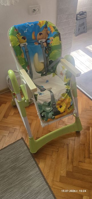Стол за хранене на деца и бебета