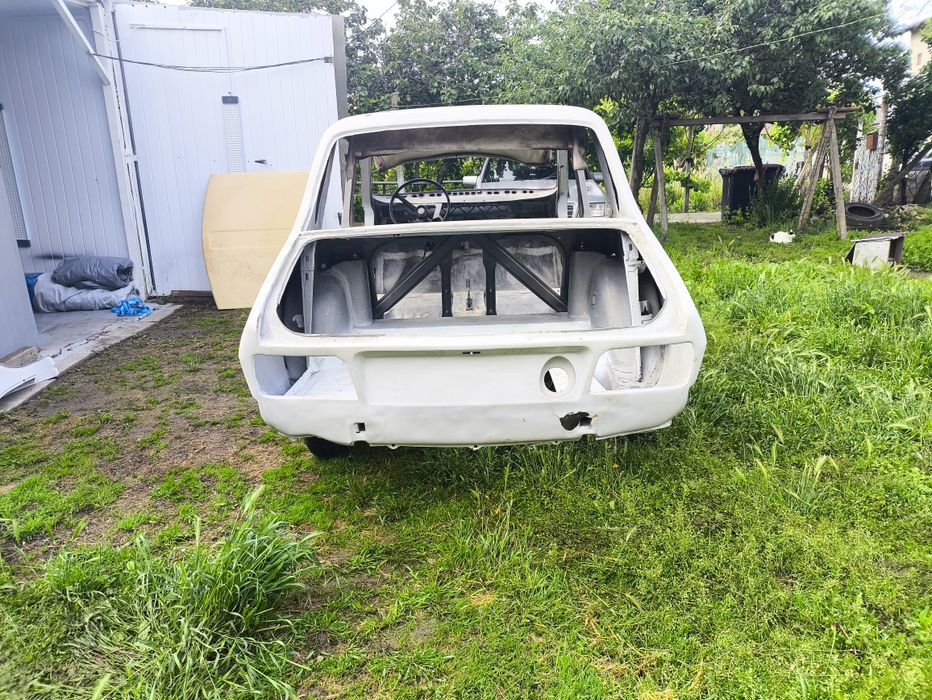 Vând Dacia 1300 an 1977