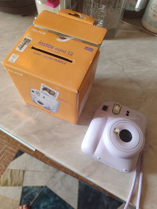 Фотокамера Instax mini 12
