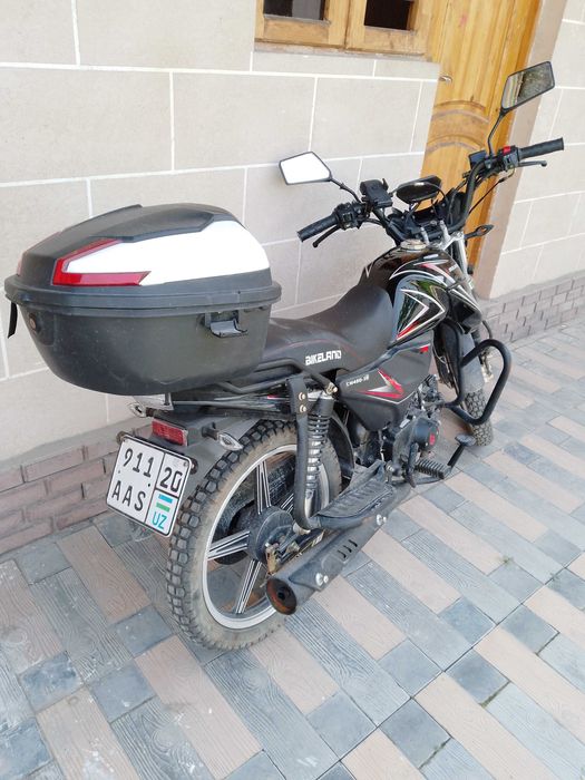 Продается мопед пробег 300км